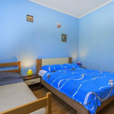 Apartment Amber Koromačno エクステリア 写真