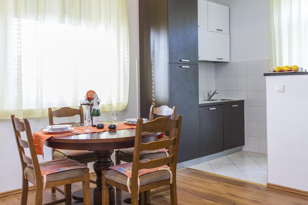Apartment Amber Koromačno 部屋 写真